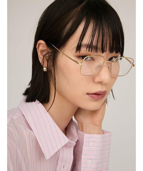 emmi（エミ）の「メタルフレームメガネ（メガネ・レディース・ゴールド・F）」の2枚目の写真
