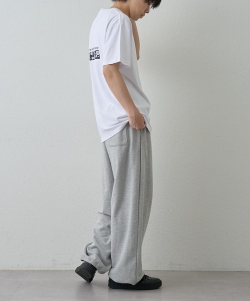 COLONY 2139(コロニートゥーワンスリーナイン)の「コミックプリントTEE(Tシャツ/カットソー・メンズ・グレー/ブラック/ホワイト・MEDIUM/LARGE)」の19枚目の写真