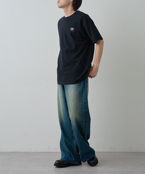 COLONY 2139(コロニートゥーワンスリーナイン)の「コミックプリントTEE(Tシャツ/カットソー・メンズ・グレー/ブラック/ホワイト・MEDIUM/LARGE)」の17枚目の写真