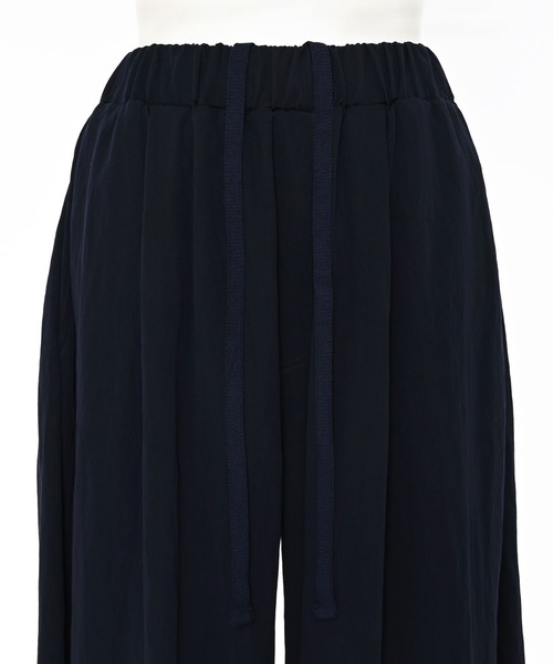 Narcissus(ナルシス)の「ソフトモロッコパンツ/リラックス《動画あり》(その他パンツ・レディース・アイボリー/ネイビー・FREE)」の13枚目の写真