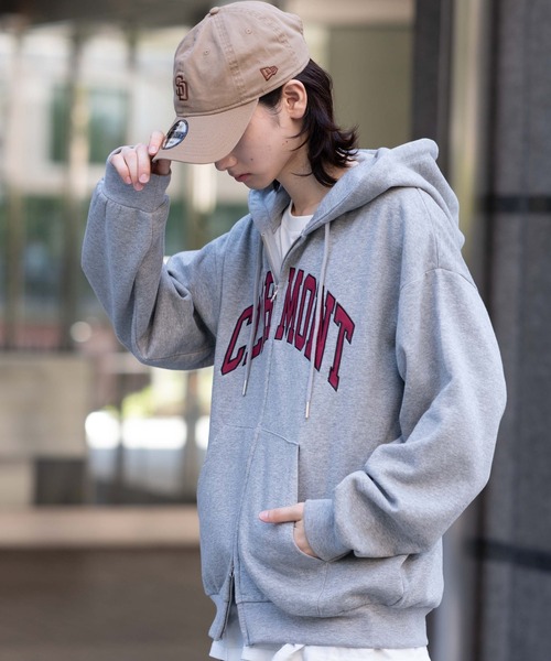 WEGO（ウィゴー）の「WEGO/【25年秋冬新作】グラフィックロゴダブルZIPパーカー（パーカー・メンズ・ブラウン/レッド/ネイビー/杢グレー/グレー系その他/ブラック・SMALL/MEDIUM/LARGE）」の19枚目の写真