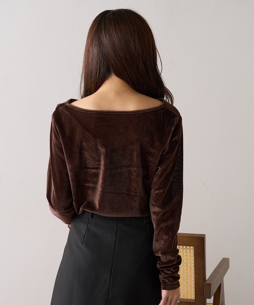 MAGASIN DE MODE Chou Chou(マガジンデモードシュシュ)の「【MAGASIN DE MODE Chou Chou】シアーベロアドレーププルオーバー DTK(Tシャツ/カットソー・レディース・ブラウン/ブラック/オフホワイト/グレー・FREE)」の8枚目の写真