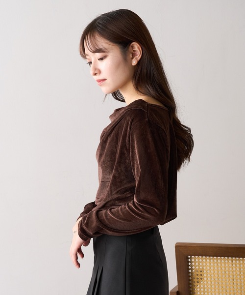 MAGASIN DE MODE Chou Chou(マガジンデモードシュシュ)の「【MAGASIN DE MODE Chou Chou】シアーベロアドレーププルオーバー DTK(Tシャツ/カットソー・レディース・ブラウン/ブラック/オフホワイト/グレー・FREE)」の7枚目の写真