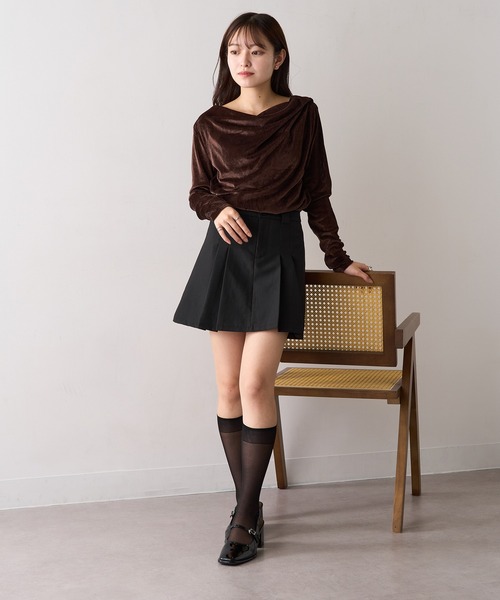 MAGASIN DE MODE Chou Chou(マガジンデモードシュシュ)の「【MAGASIN DE MODE Chou Chou】シアーベロアドレーププルオーバー DTK(Tシャツ/カットソー・レディース・ブラウン/ブラック/オフホワイト/グレー・FREE)」の9枚目の写真