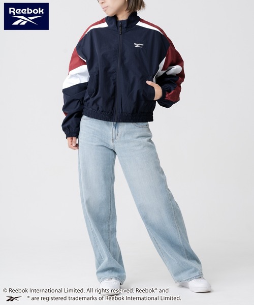 Reebok(リーボック)の「【別注】Reebok/リーボック ブランド ロゴ ワンポイント 配色切替 フルジップ クロップド ナイロン トラックジャケット(ナイロンジャケット・レディース・ネイビー/ブラック・M/L)」の18枚目の写真