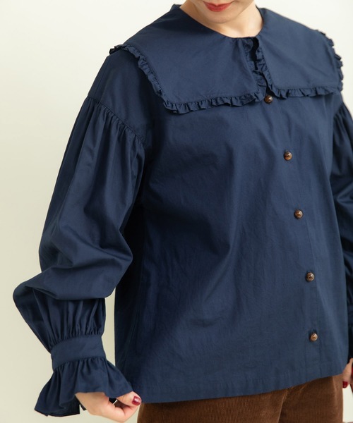 Dot＆Stripes CHILD WOMAN（ドットアンドストライプス　チャイルドウーマン）の「50コーマブロード スクエア襟ギャザーブラウス（シャツ/ブラウス・レディース・ホワイト/イエロー/ネイビー・FREE）」の3枚目の写真