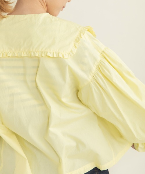 Dot＆Stripes CHILD WOMAN（ドットアンドストライプス　チャイルドウーマン）の「50コーマブロード スクエア襟ギャザーブラウス（シャツ/ブラウス・レディース・ホワイト/イエロー/ネイビー・FREE）」の19枚目の写真