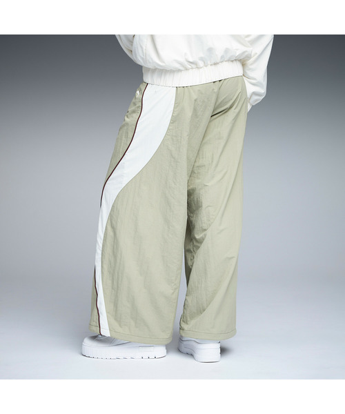 PUMA(プーマ)の「PUMA プーマ ウィメンズ CORE HERITAGE ラインド ウーブン パンツ(その他パンツ・レディース・ブラック/ライトカーキ/ダークグレー・MEDIUM/SMALL/LARGE/X-LARGE)」の17枚目の写真