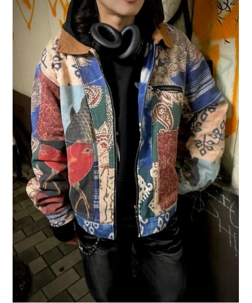 Desigual(デシグアル)の「パッチワークファブリックジャケット ユニセックス(その他アウター・メンズ・ホワイト・S/M/L/XL)」の1枚目の写真