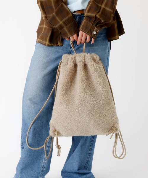 MASTER&Co（マスターアンドコー）の「【MASTER & COマスターアンドコー】2WAYボアナップザック/バッグ/ナップサック/ボア【WEB限定】（バックパック/リュック・レディース・ベージュ/ダークブラウン・フリー）」の20枚目の写真