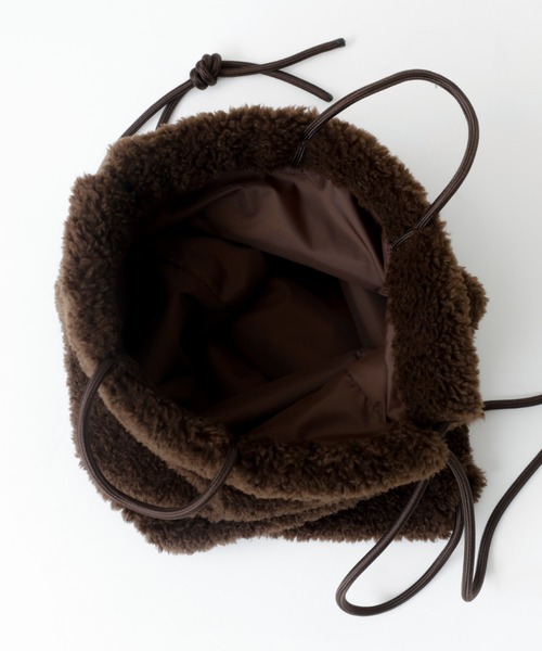 MASTER&Co（マスターアンドコー）の「【MASTER & COマスターアンドコー】2WAYボアナップザック/バッグ/ナップサック/ボア【WEB限定】（バックパック/リュック・レディース・ベージュ/ダークブラウン・フリー）」の5枚目の写真