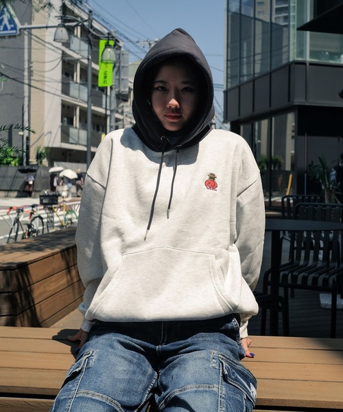Red Cap Girl（レッドキャプガール）の「【DOMDOM × RED CAP GIRL コラボ】裏起毛 フード配色プルパーカー フーディー（パーカー・メンズ・グレー/グリーン・LARGE/MEDIUM）」の8枚目の写真