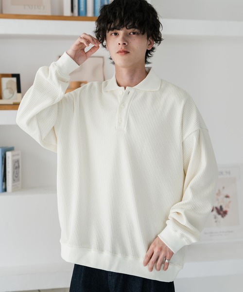 Rocky Monroe(ロッキーモンロー)の「新色追加 オーバーサイズカットコーデュロイ・スエード長袖ポロシャツ(ポロシャツ・メンズ・チャコール/ネイビー/ブラウン/ブラック/アイボリー/ブラック系・M/L/XL)」の2枚目の写真