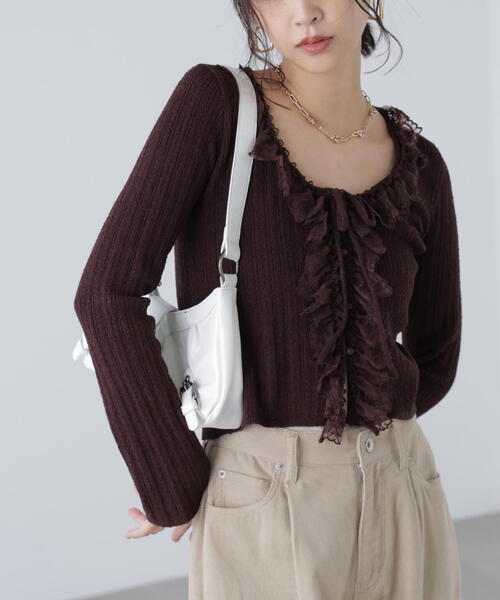 FREE'S MART（フリーズマート）の「◆ミニブークレーフリルレースカーディガン（ニット/セーター・レディース・ホワイト/ブラウン/ピンク・FREE）」の2枚目の写真