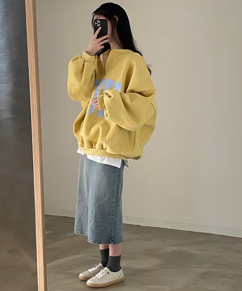 LAFFMO（ラフモ）の「ハーフジップビッグロゴスウェット（スウェット・レディース・グレー/イエロー/ブルー・F）」の5枚目の写真