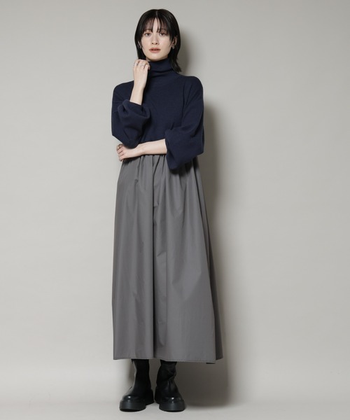 NANO universe（ナノユニバース）の「異素材コンビドッキングタートルワンピース（ワンピース・レディース・ブラック/ベージュ/ネイビー・FREE）」の4枚目の写真