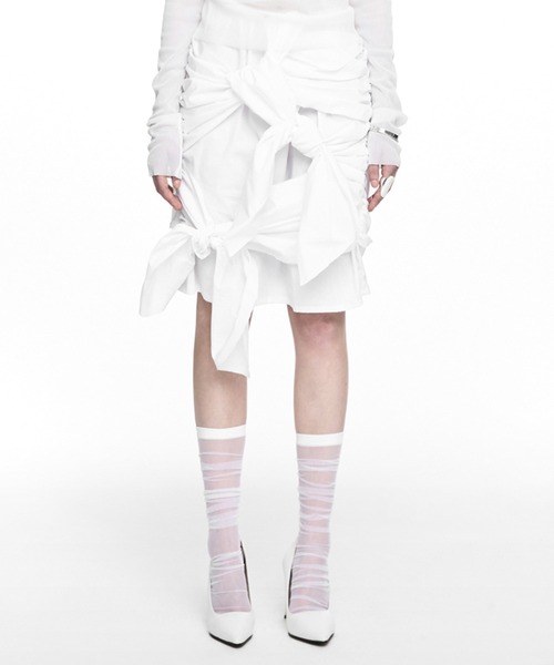 NACHE(ナチェ)の「NACHE/ナチェ/TWIST TIE MIDI SKIRT(スカート・レディース・ブラック/アイボリー・1/0)」の2枚目の写真