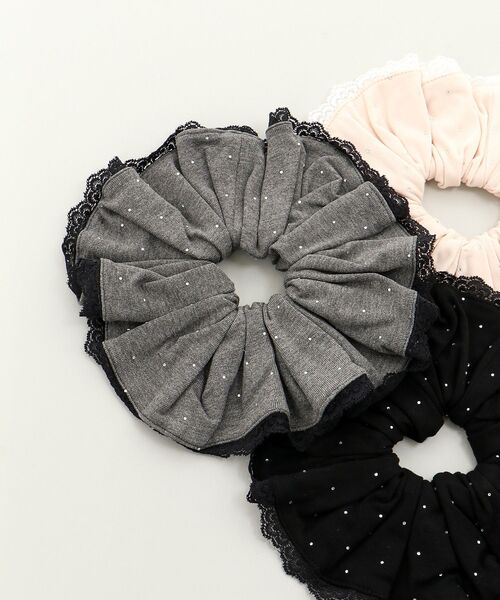 MAJESTIC LEGON（マジェスティックレゴン）の「ラインストーンシュシュ（シュシュ・レディース・ピンク/グレー/ブラック・FREE）」の8枚目の写真