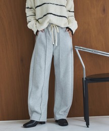 Doux archives（ドゥアルシーヴ）の「裏起毛カーブパンツ（スウェットパンツ・レディース）」