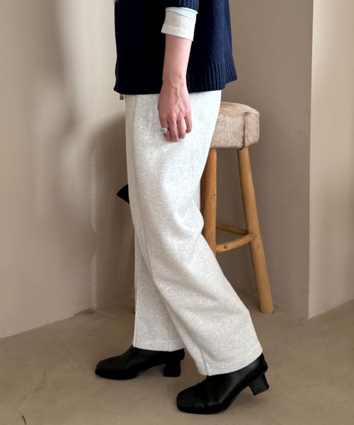 Doux archives(ドゥアルシーヴ)の「裏起毛カーブパンツ(スウェットパンツ・レディース・ブラック/グレー/オートミール・FREE)」の19枚目の写真