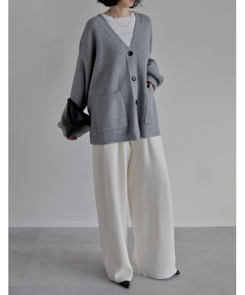 Re:EDIT（リエディ）の「[2025AW COLLECTION]もっちりニットベーシックカーディガン（カーディガン/ボレロ・レディース・レッド/ブラック/グレイッシュベージュ/グレー・FREE）」の8枚目の写真