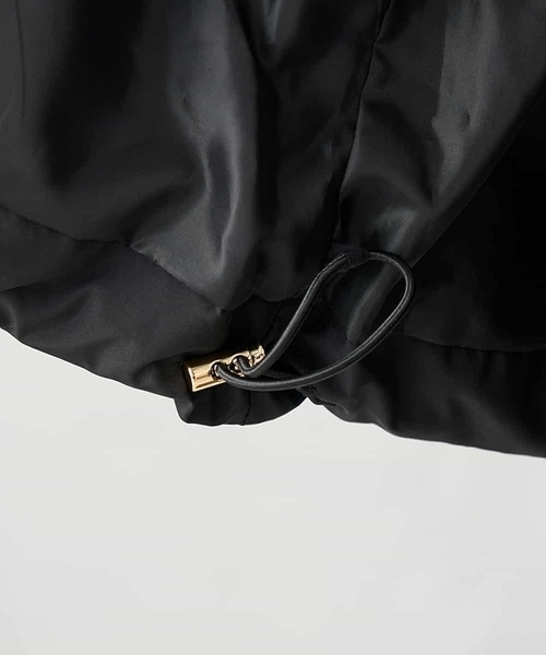 a.v.v(アーヴェヴェ)の「【2WAY】スタンドネックショートダウンジャケット(その他アウター・レディース・チャコールグレー/アイボリー/ブラック・34/36/42/38/40)」の9枚目の写真