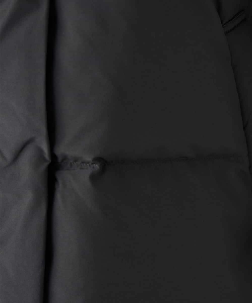 a.v.v(アーヴェヴェ)の「【2WAY】スタンドネックショートダウンジャケット(その他アウター・レディース・チャコールグレー/アイボリー/ブラック・34/36/42/38/40)」の14枚目の写真