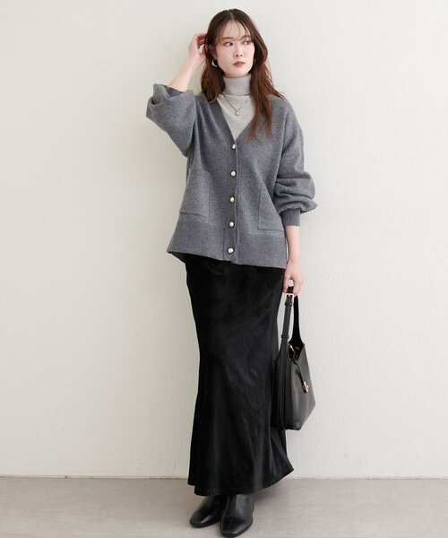 natural couture(ナチュラルクチュール)の「【WEB限定】ぷっくり金ボタンミドルカーデ(カーディガン/ボレロ・レディース・アイボリー/チャコールグレー/ブルー/ピンク/ブラウン・FREE)」の12枚目の写真