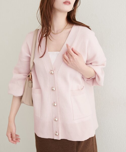 natural couture(ナチュラルクチュール)の「【WEB限定】ぷっくり金ボタンミドルカーデ(カーディガン/ボレロ・レディース・アイボリー/チャコールグレー/ブルー/ピンク/ブラウン・FREE)」の21枚目の写真