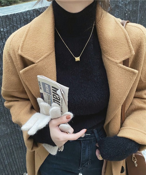DAY CLOSET(デイ クローゼット)の「【中厚手/表裏ふわふわ】長袖ハイネックリブシャギーニットカットソー(ニット/セーター・レディース・ホワイト/グレー/アイボリー/ブラック・FREE)」の2枚目の写真
