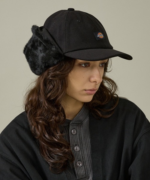 Dickies（ディッキーズ）の「【Dickies / ディッキーズ】EX FAKEFUR TRAPPER HAT/フライトキャップ/ユニセックス【WEB限定】（キャップ・メンズ・ブラウン/グリーン/レッド/ベージュ/ブラック/グレー・フリー）」の2枚目の写真