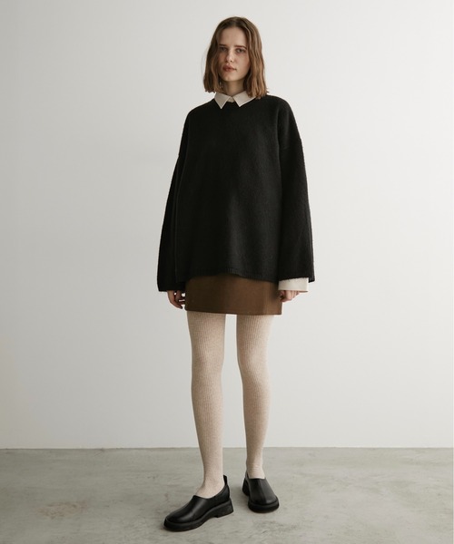 LOSCa（ロスカ）の「ベーシックオーバーサイズニットプルオーバー（ニット/セーター・レディース・ブラウン/ブラック/アイボリー/ブルーグレー・FREE）」の22枚目の写真