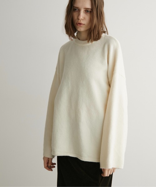 LOSCa（ロスカ）の「ベーシックオーバーサイズニットプルオーバー（ニット/セーター・レディース・ブラウン/ブラック/アイボリー/ブルーグレー・FREE）」の11枚目の写真