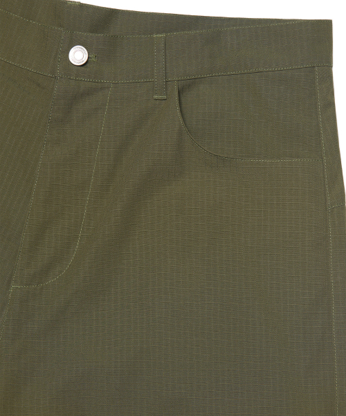 NOMANUAL(NOMANUAL)の「D.P CARGO BERMUDA PANTS - KHAKI(その他パンツ・レディース・その他・LARGE/X-SMALL/SMALL/MEDIUM)」の7枚目の写真