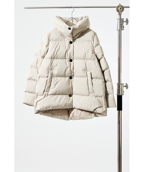 Pyrenex（ピレネックス）の「【 PYRENEX / ピレネックス 】 ELAURA2 / エローラ2　HWU036　GFI（ダウンジャケット/コート・レディース・グレー/ブラック/ネイビー・36/38/42/40）」の2枚目の写真