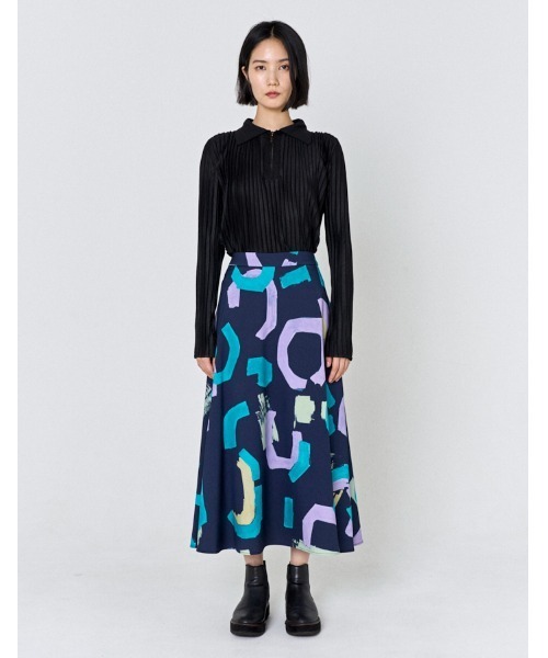 RUMCHE(ラムシェ)の「"POPPIN" Art Print Skirt / POPPINアートプリントスカート(スカート・レディース・ネイビー/オフホワイト・SMALL/MEDIUM)」の17枚目の写真