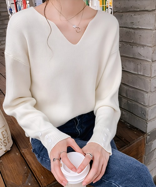 yuue' ( wear )(ユーイ)の「Vネックボタンリブニットトップス(ニット/セーター・レディース・ベージュ/ホワイト/ブラック・FREE)」の10枚目の写真