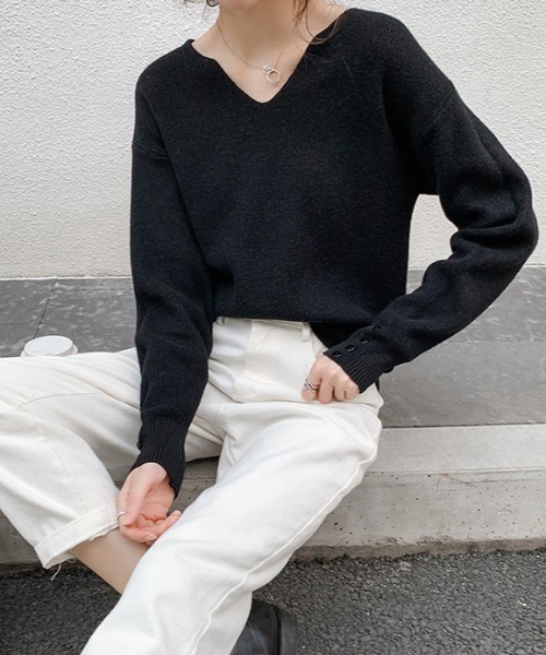 yuue' ( wear )(ユーイ)の「Vネックボタンリブニットトップス(ニット/セーター・レディース・ベージュ/ホワイト/ブラック・FREE)」の14枚目の写真