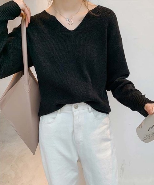 yuue' ( wear )(ユーイ)の「Vネックボタンリブニットトップス(ニット/セーター・レディース・ベージュ/ホワイト/ブラック・FREE)」の12枚目の写真