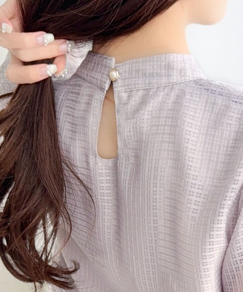 mily bilet(ミウィビレット)の「【mily bilet】着るだけで華やぐ♪大人ガーリーボウタイシアーチェックフレア袖ブラウス(半袖)(シャツ/ブラウス・レディース・アイボリー/ブラック/ブルー・X-LARGE/SMALL/MEDIUM/LARGE)」の18枚目の写真