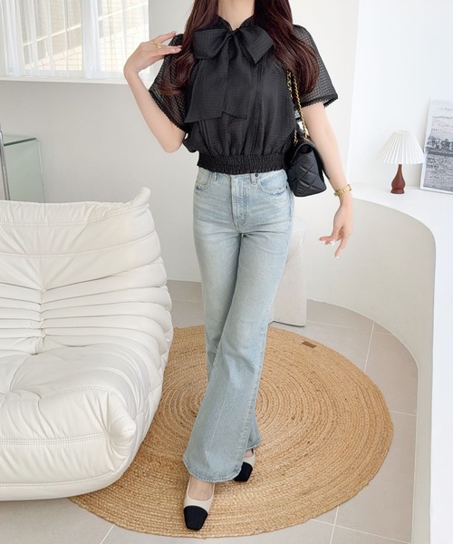 mily bilet(ミウィビレット)の「【mily bilet】着るだけで華やぐ♪大人ガーリーボウタイシアーチェックフレア袖ブラウス(半袖)(シャツ/ブラウス・レディース・アイボリー/ブラック/ブルー・X-LARGE/SMALL/MEDIUM/LARGE)」の5枚目の写真