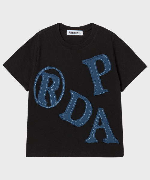 PRENDA(プレンダ)の「PRDA BIG PATCH CREWNECK TEE BLACK(Tシャツ/カットソー・レディース・その他・FREE)」の1枚目の写真