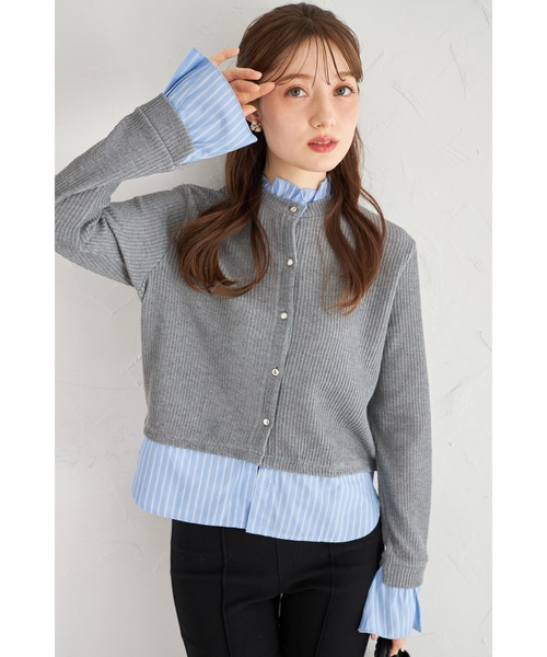 tocco closet(トッコ クローゼット)の「【ZOZO限定】ゴールド釦レイヤードライクニットトップス(ニット/セーター・レディース・グレー/ピンクベージュ/モカ/ネイビー・M)」の2枚目の写真