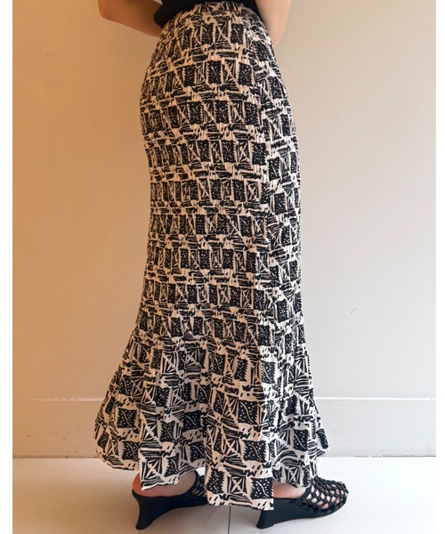 sara mallika（サラ マリカ）の「COTTON POPLIN SHIRRING SKIRT（スカート・レディース・ブラック/グリーン・FREE）」の9枚目の写真