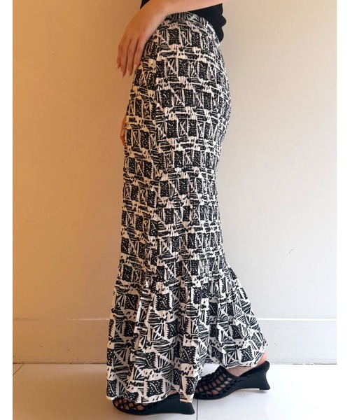 sara mallika（サラ マリカ）の「COTTON POPLIN SHIRRING SKIRT（スカート・レディース・ブラック/グリーン・FREE）」の8枚目の写真