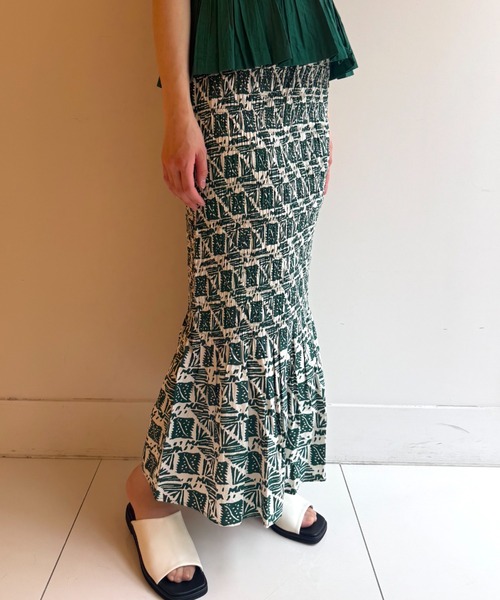 sara mallika（サラ マリカ）の「COTTON POPLIN SHIRRING SKIRT（スカート・レディース・ブラック/グリーン・FREE）」の4枚目の写真