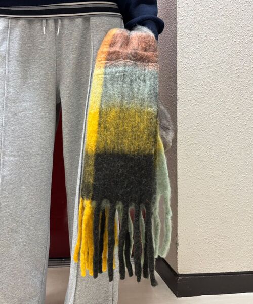 le.coeur blanc(ルクールブラン)の「The Bagmatiカラーチェックストール(ストール/ショール・レディース・グリーン系その他/イエロー系その他・FREE)」の8枚目の写真