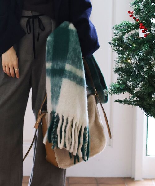 le.coeur blanc(ルクールブラン)の「The Bagmatiカラーチェックストール(ストール/ショール・レディース・グリーン系その他/イエロー系その他・FREE)」の19枚目の写真