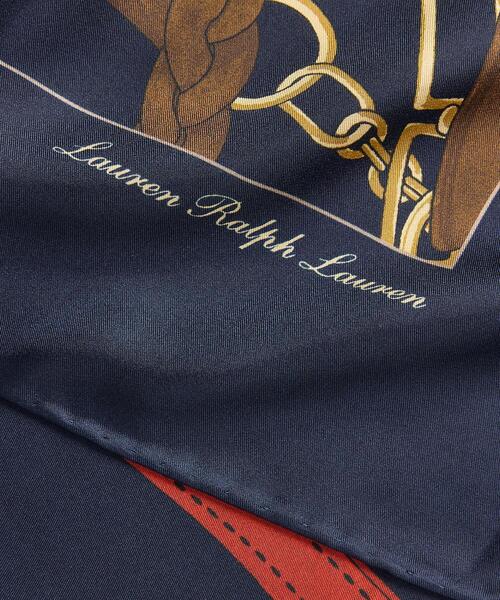 LAUREN RALPH LAUREN（ローレン ラルフ ローレン）の「ベルティングプリント シルク スクエア スカーフ（バンダナ/スカーフ・レディース・ネイビー系1・ONE）」の3枚目の写真