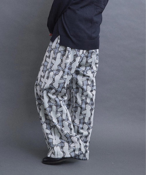 I am I in fact...（アイアムアイインファクト）の「BEAR PATTERN JQ パンツ（その他パンツ・レディース・グレー/ベージュ・FREE）」の11枚目の写真